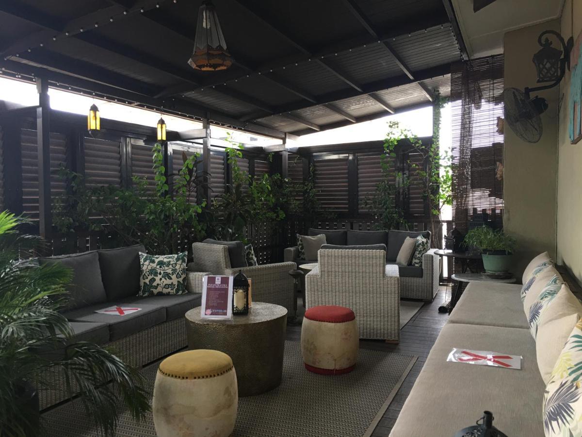 Campbell House Hotell George Town Exteriör bild