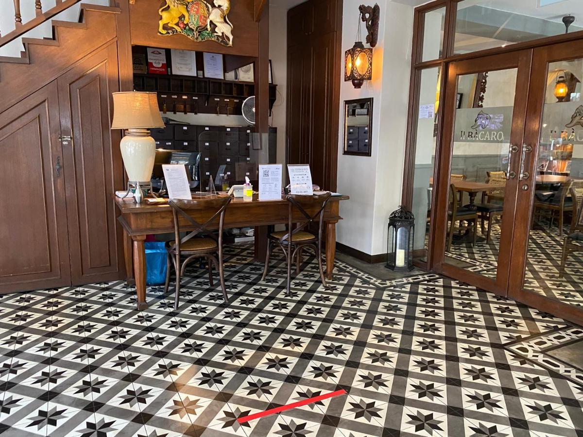 Campbell House Hotell George Town Exteriör bild