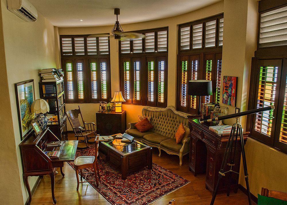 Campbell House Hotell George Town Exteriör bild