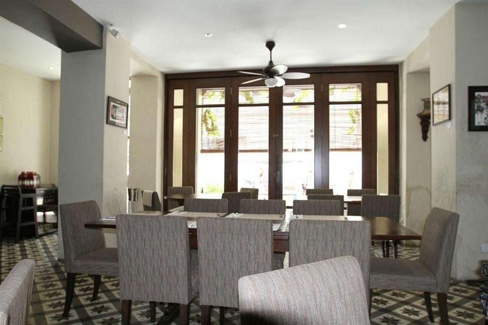 Campbell House Hotell George Town Exteriör bild
